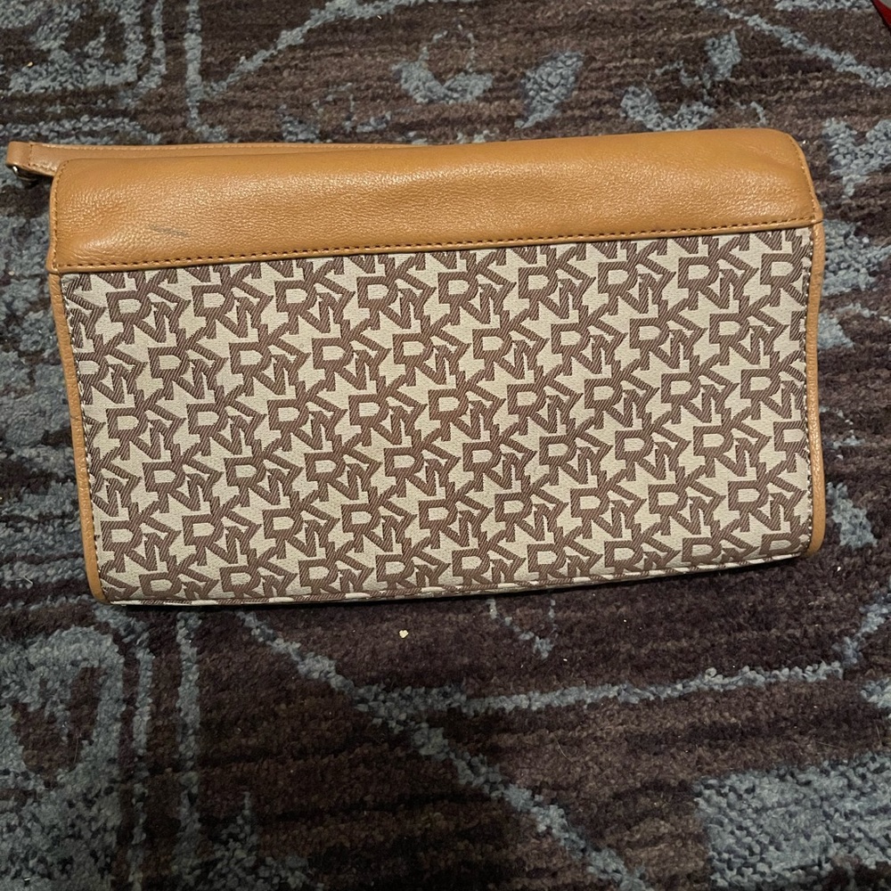 DKNY purse - Picture 3 of 3